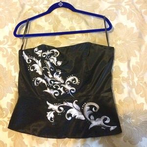 Embroidered bustier